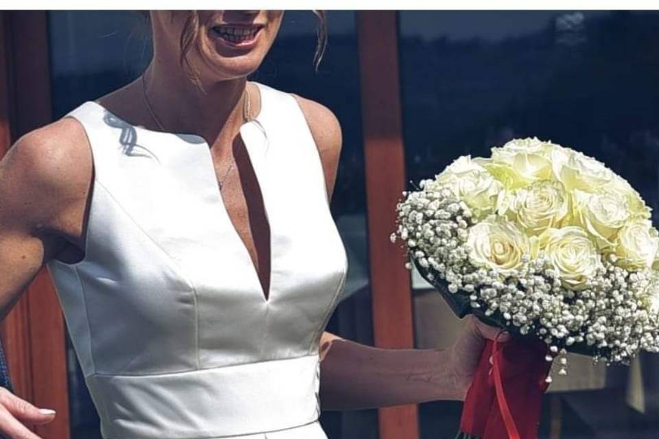 Bouquet sposa rose bianche