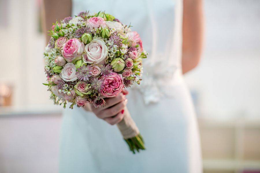 Bouquet tondeggiante di morbid