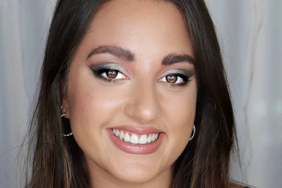Sada Make-up Artist