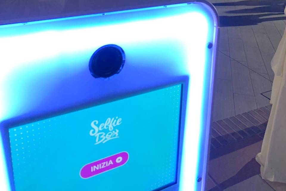 Selfie Box illuminato!