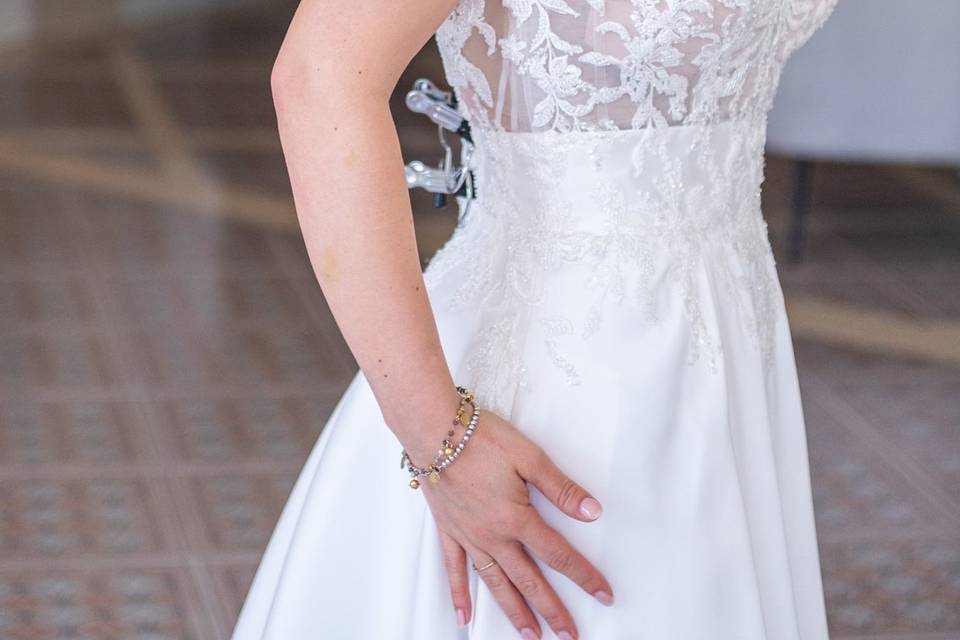 Sposa Guardando