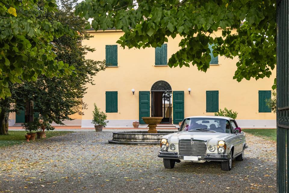Sì in Mercedes