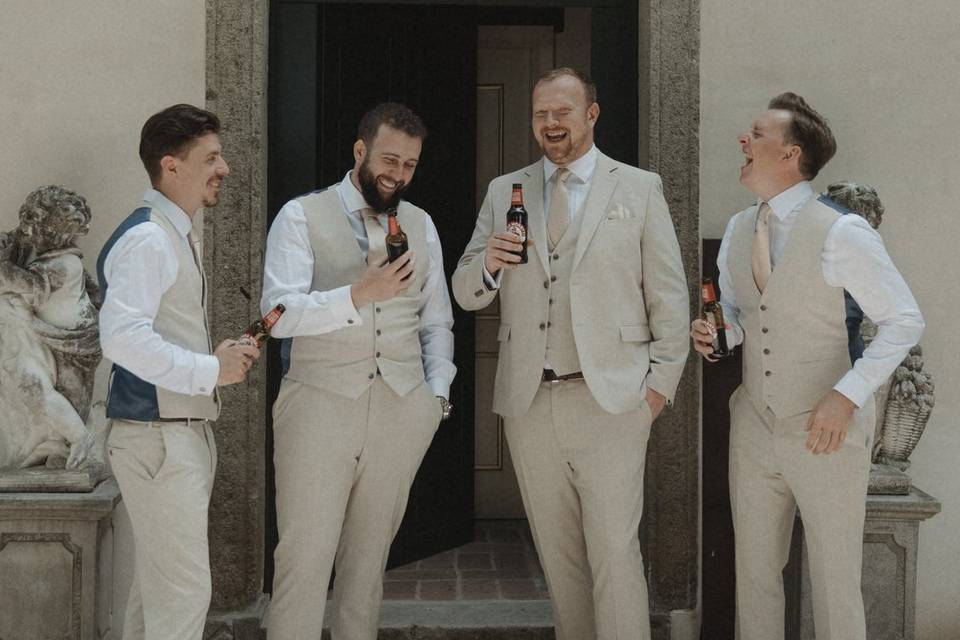 Groomsmen