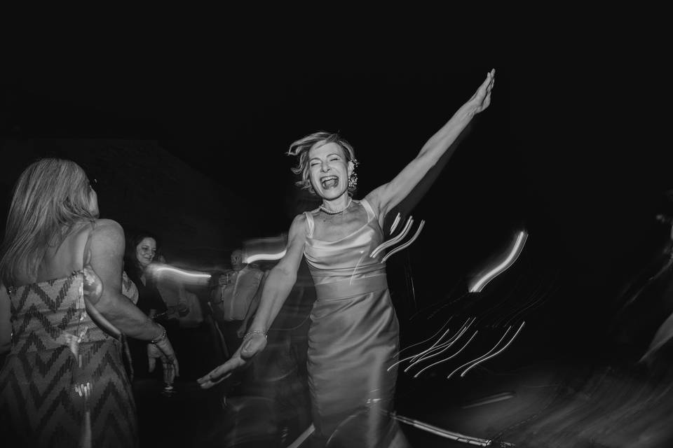 DANCE FLOOR