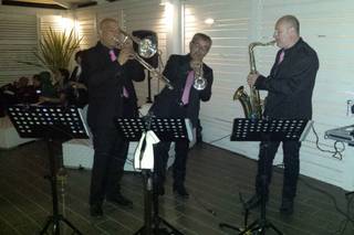 Trio Brass