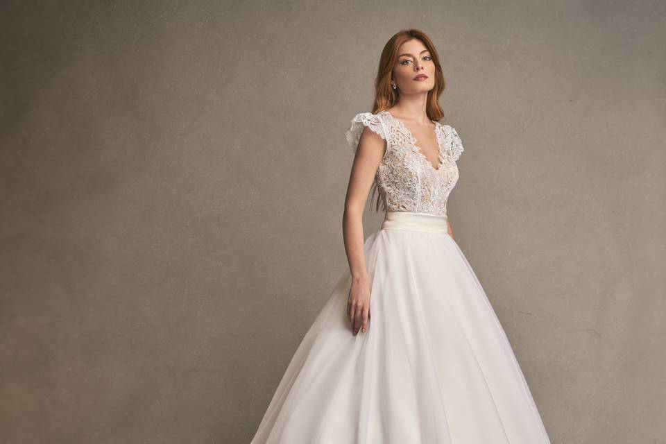 Abiti da sposa in satin