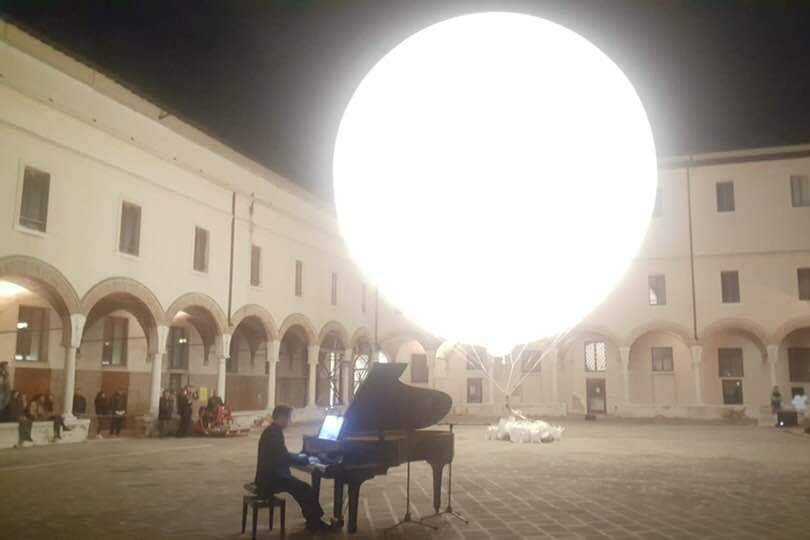 Concerto con maxi luna