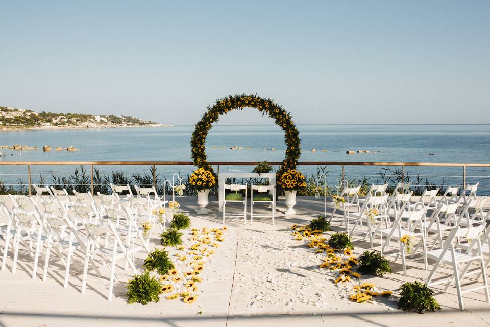 Cerimonia i girasoli e il mare