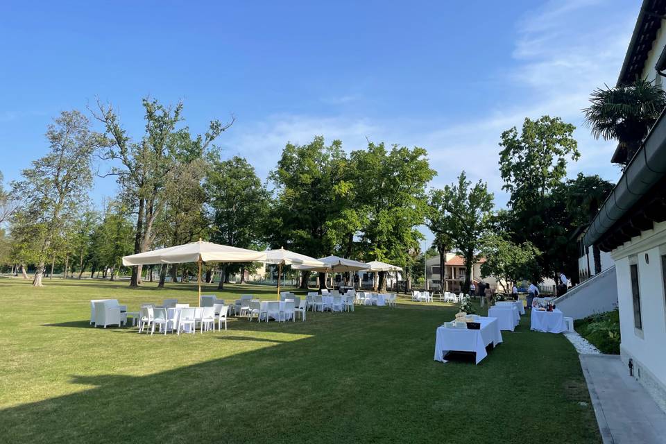 Buffet giardino