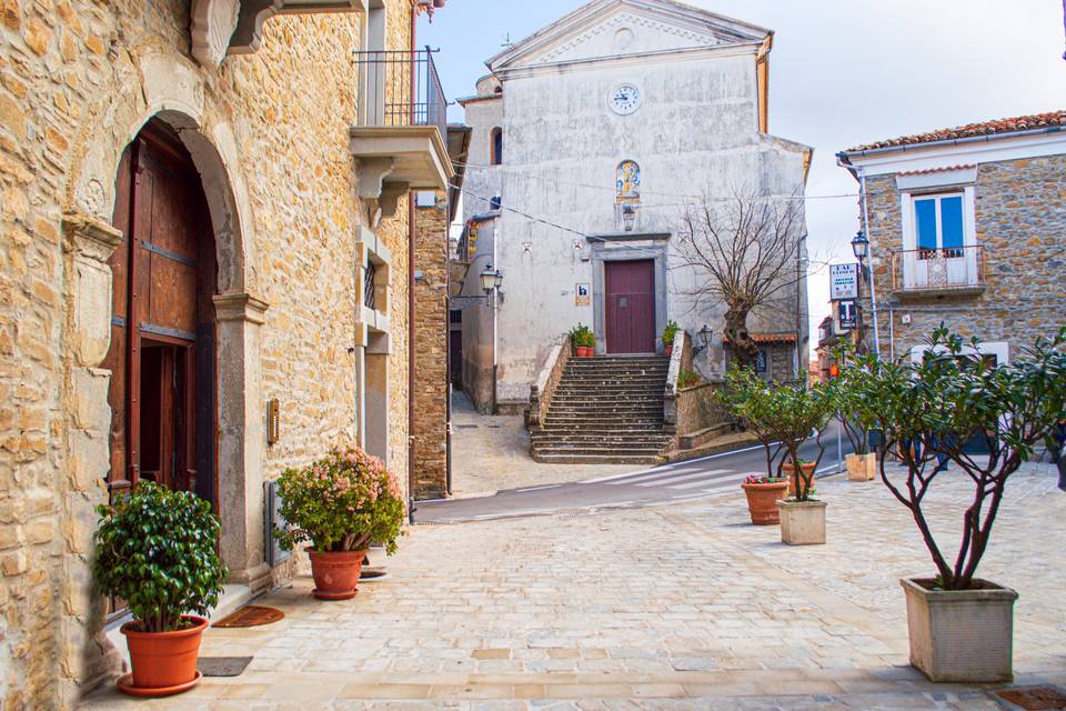 Piazza per Aperitivo Iniziale