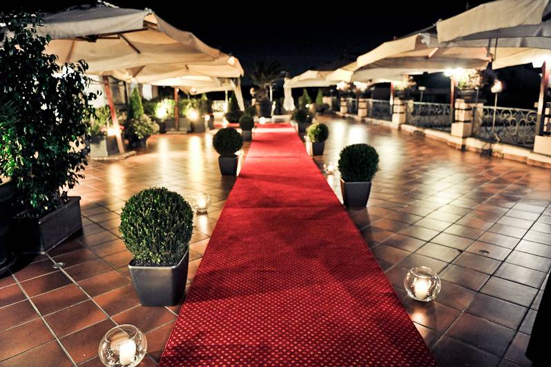 Minerva Roof Garden red carpet