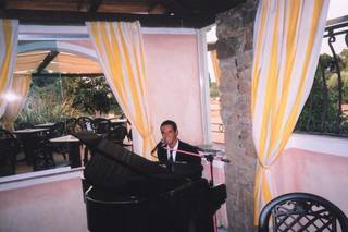 Maury pianobar