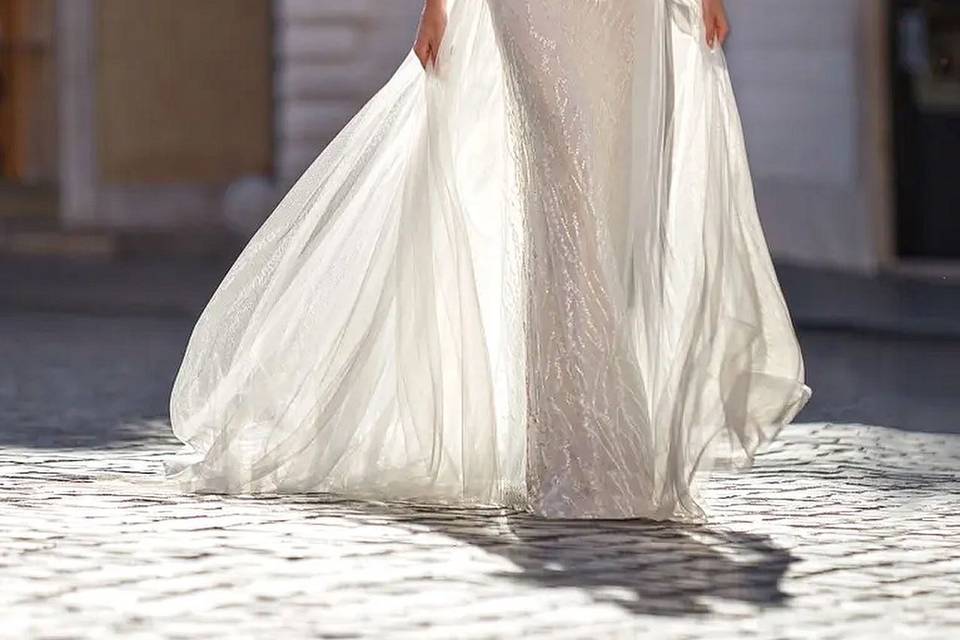 Agatia by Pronovias