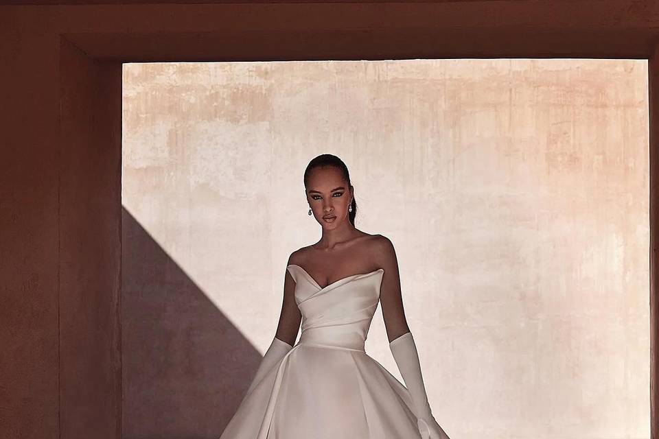 Landon by Pronovias