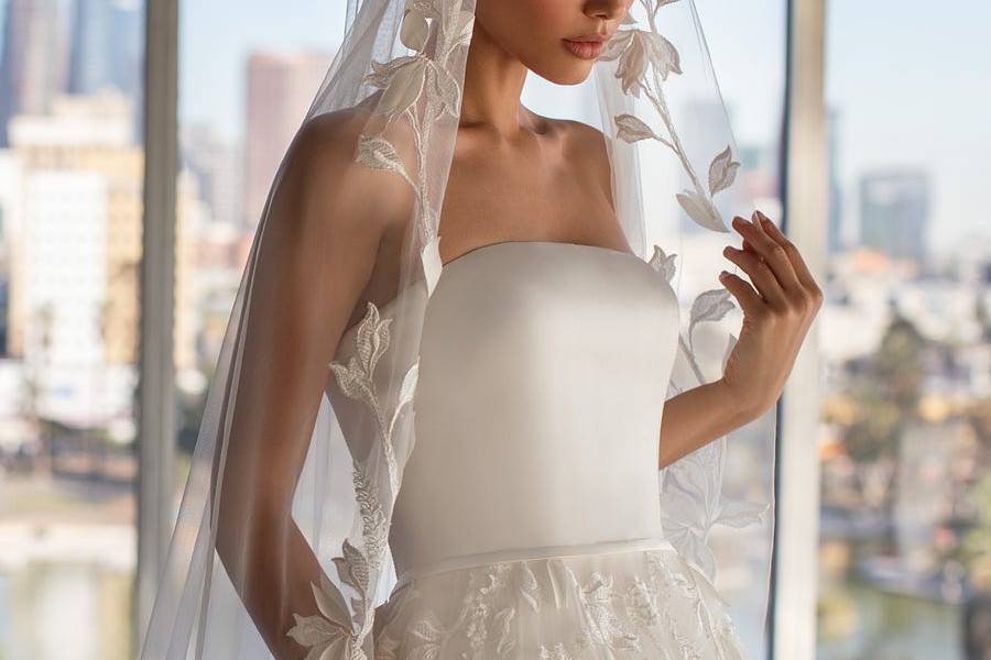 Pronovias grayson