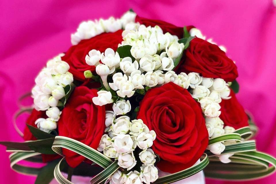 Bouquet sposa rose rosse