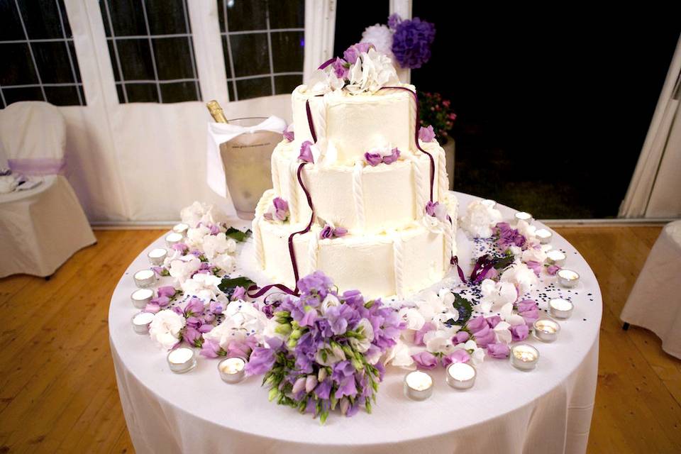 Wedding Cake shabby