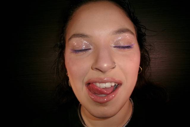 Glossy Make-Up