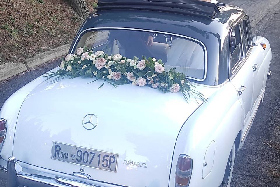 Mercedes ponton con tettuccio