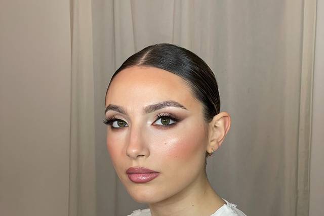 Trucco e acconciatura