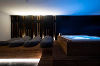 Alkamuri Posh Hotel & Spa 2