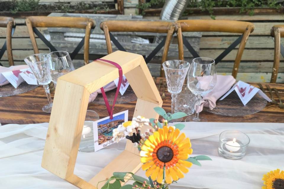 Centrotavola legno e girasole
