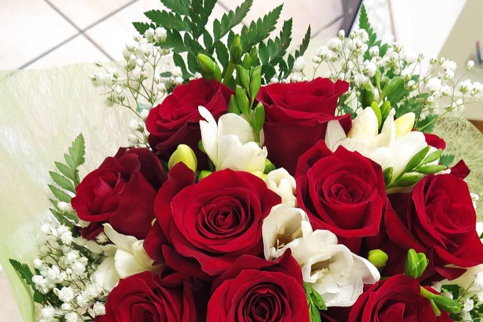 Bouquet in rosso semplice
