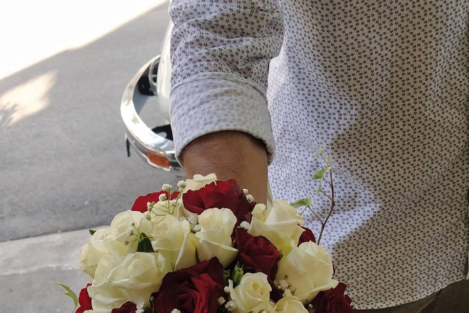 Bouquet sposa rosso e bianco