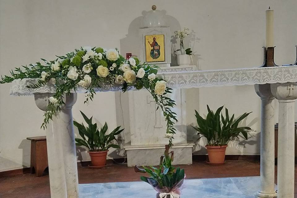 Altare con fiori