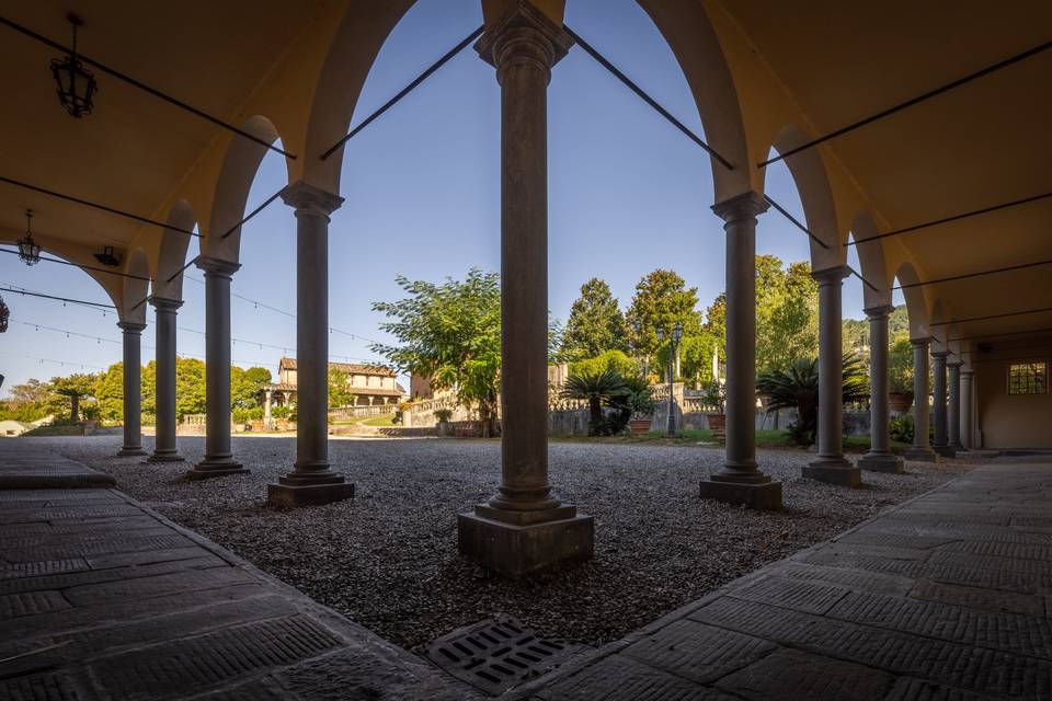 Portico - Retro Villa