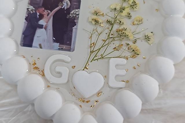 Bomboniera con foto e fiori