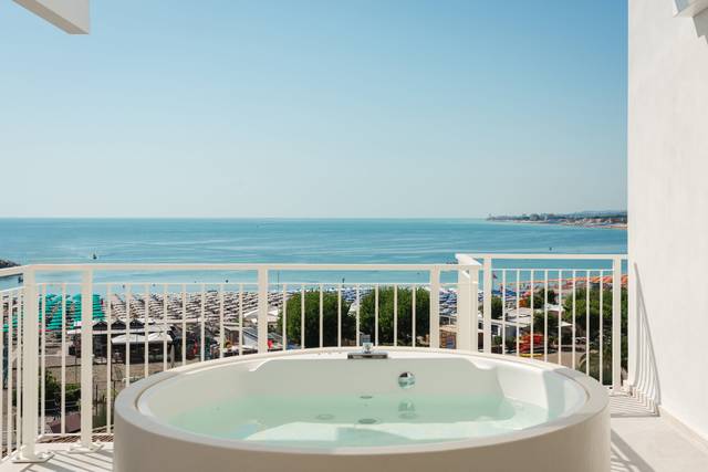 Camera vista mare