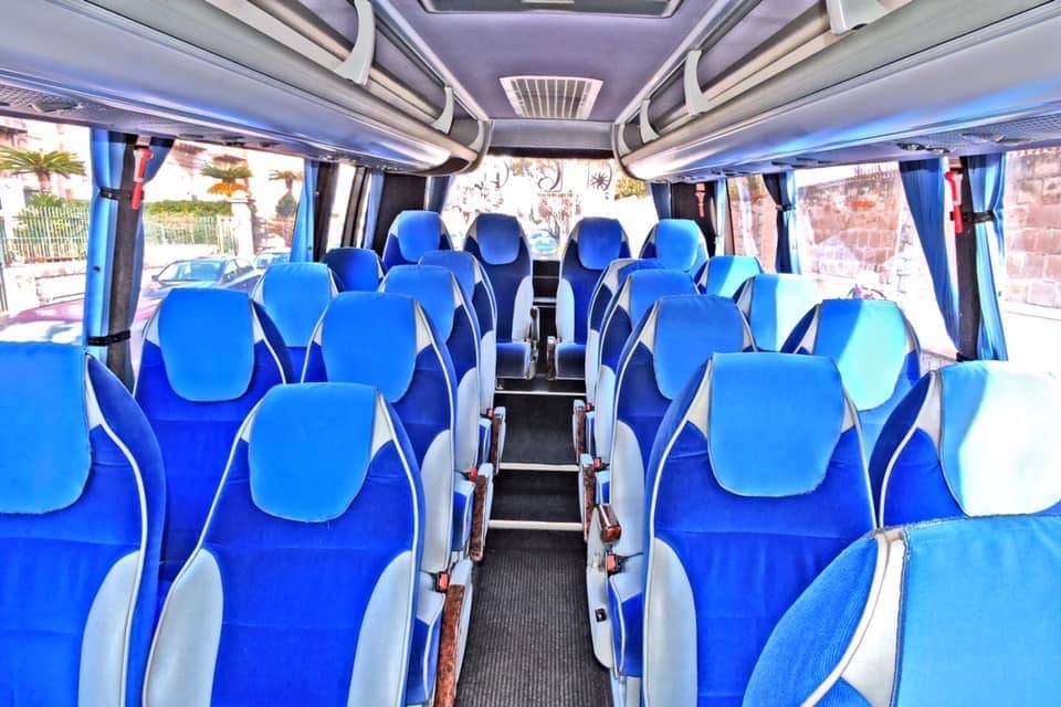 Interno minibus