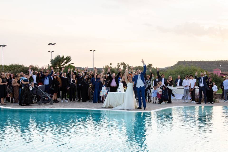 Brindisi in piscina