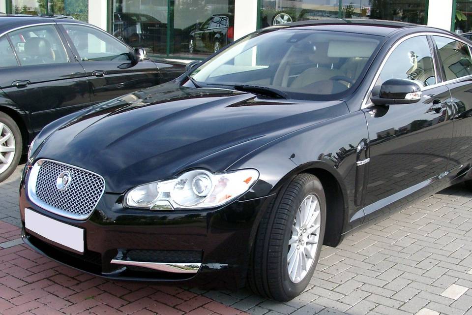 Jaguar xf