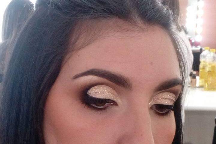 Trucco sposa e cerimonia: mezz