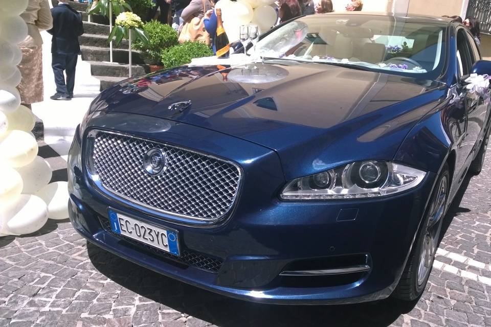 Jaguar xj