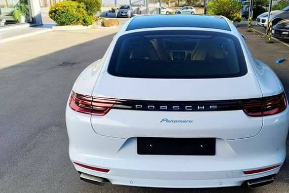 Porsche panamera 2017