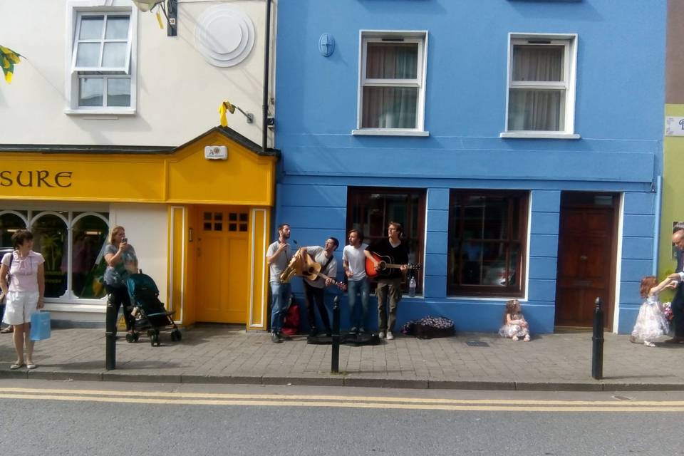 WLW buskers a Dingle (IE)