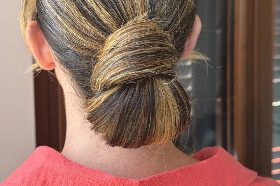 Chignon slick