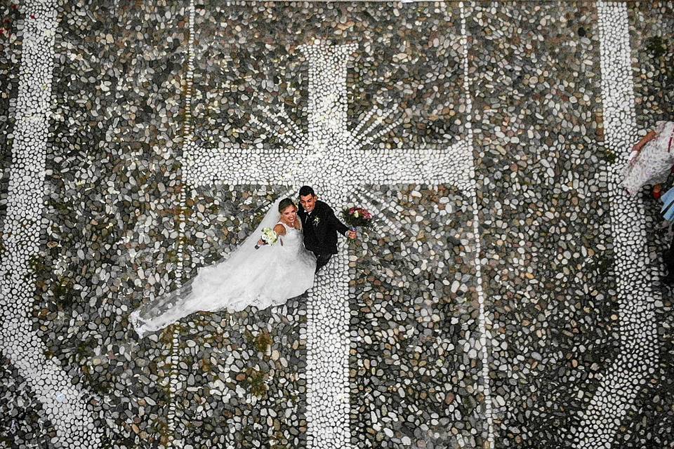 Uscita dalla chiesa