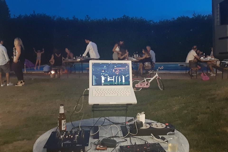 Pool PArty