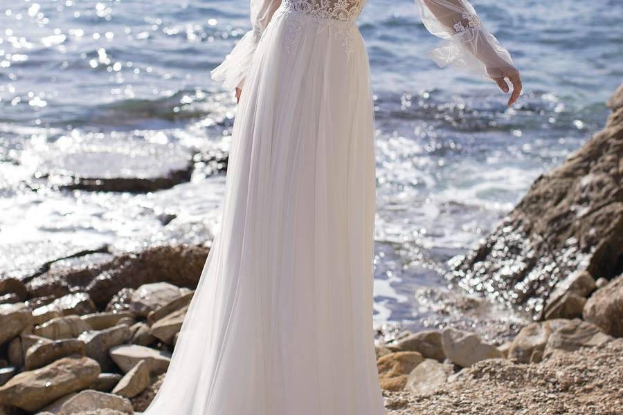 Pronovias White One