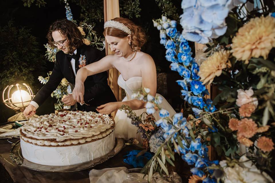 Wedding cache