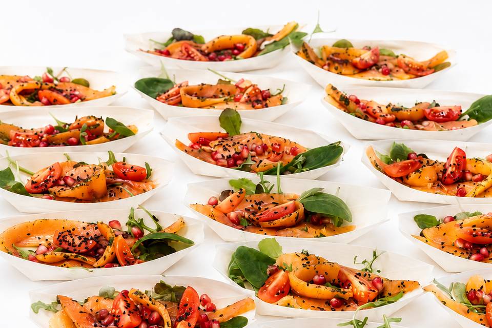 SALMONE MARINATO CON MELOGRANO