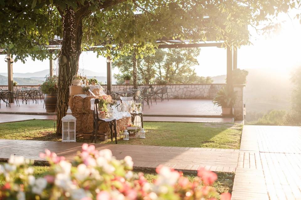 Aperitivo in piscina