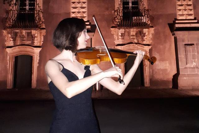 Emanuela Tomasello - Violino
