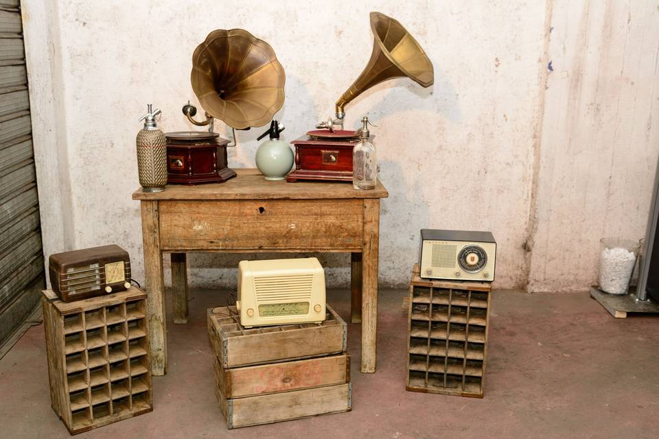 Grammofoni e radio vintage