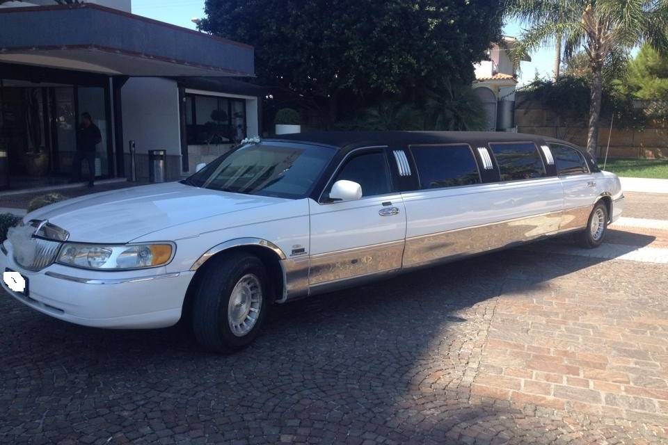 Lincoln limousine