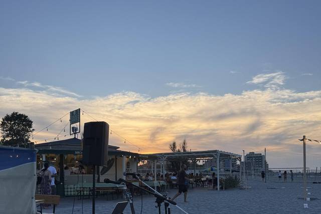 Live al tramonto